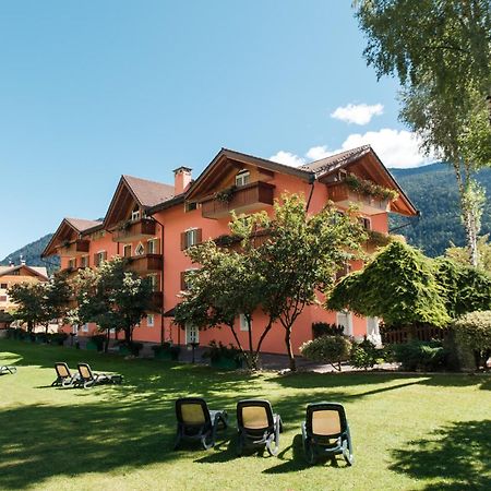 Residence Al Caminetto Molveno Esterno foto