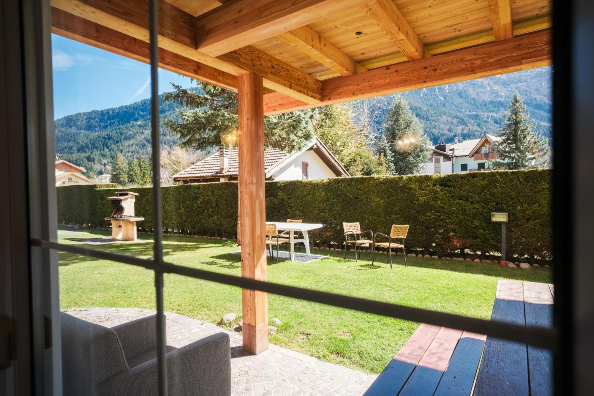 Residence Al Caminetto Molveno Esterno foto