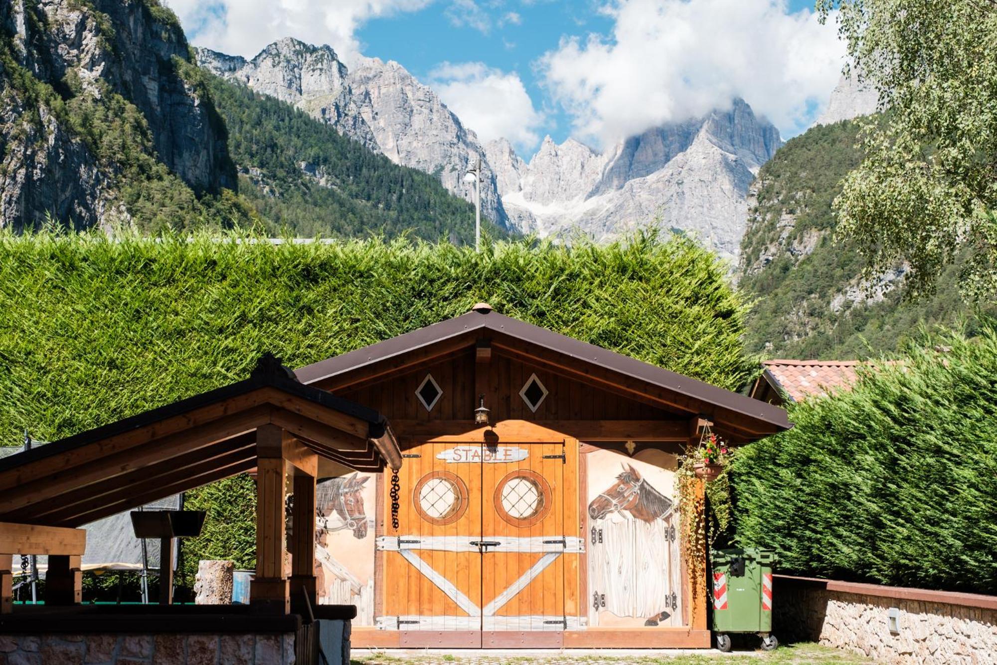 Residence Al Caminetto Molveno Esterno foto