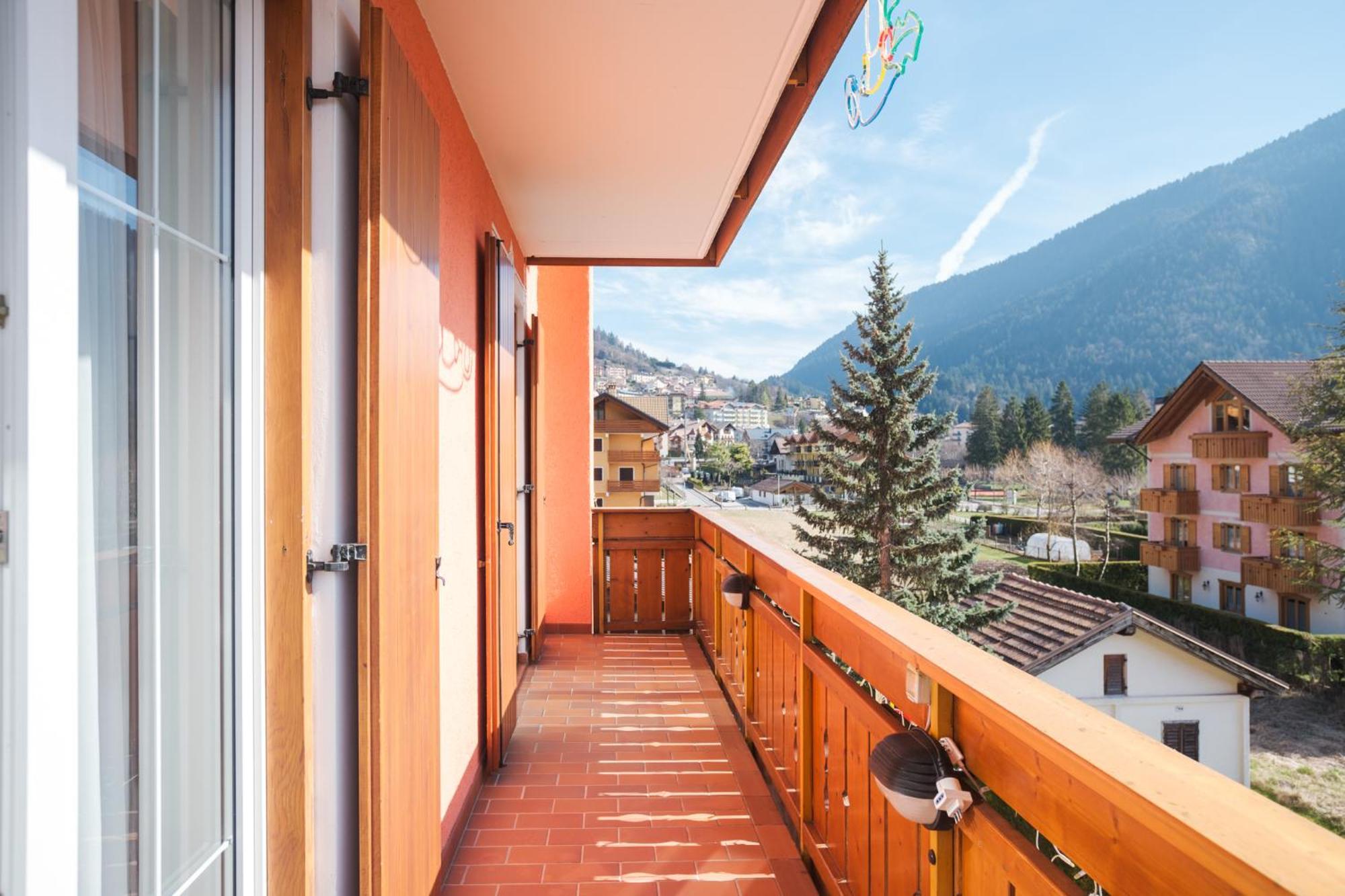 Residence Al Caminetto Molveno Esterno foto