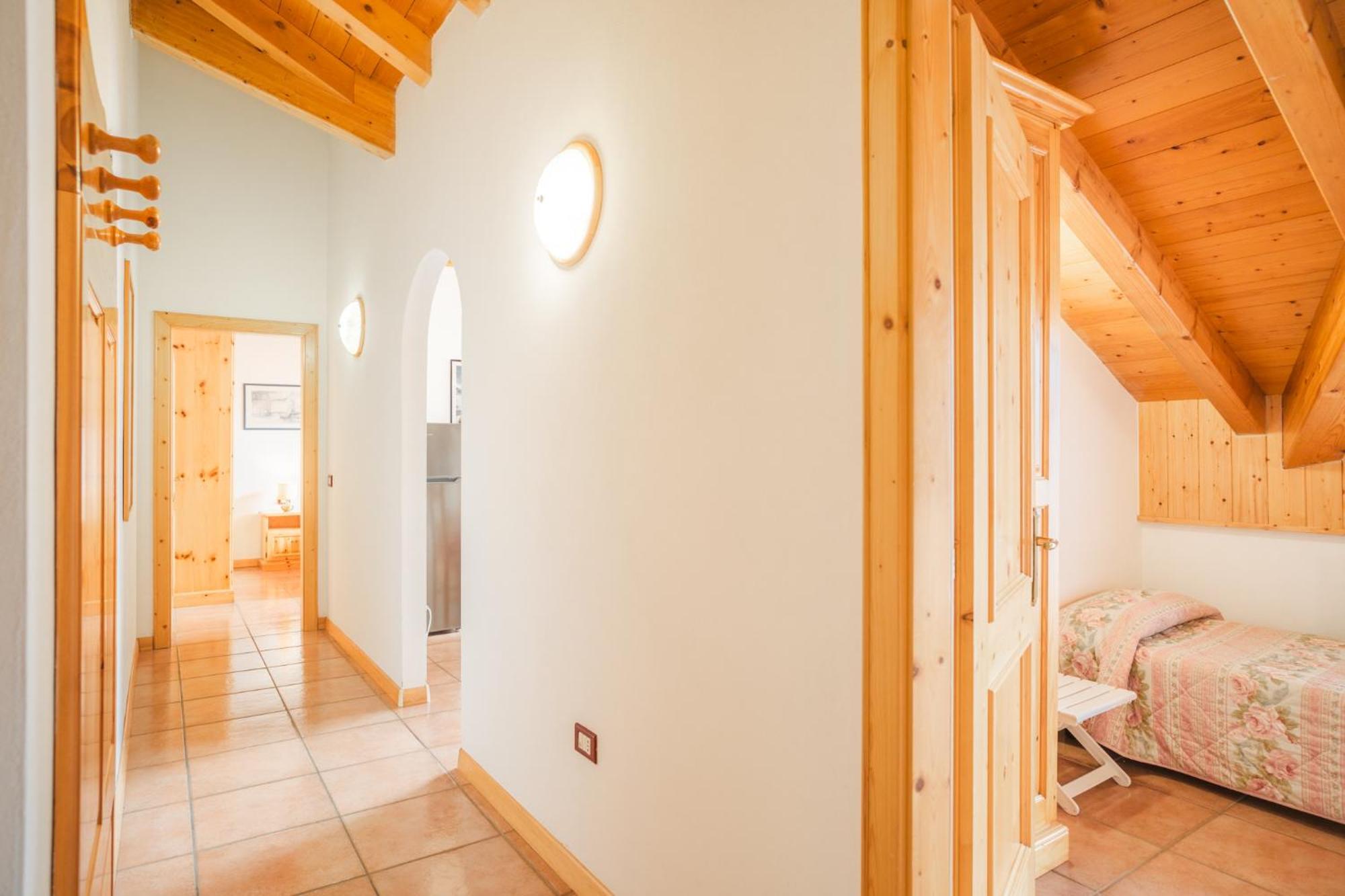 Residence Al Caminetto Molveno Esterno foto